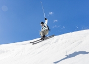 -米切尔封神之夜！活塞强势晋级，开拓者遗憾出局