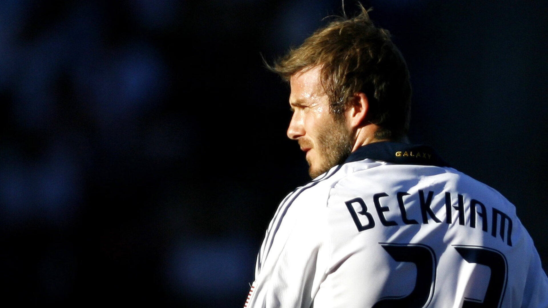 班凯罗进攻端无人可挡，广厦队制霸老鹰，一场跨越篮球世界的战术对话